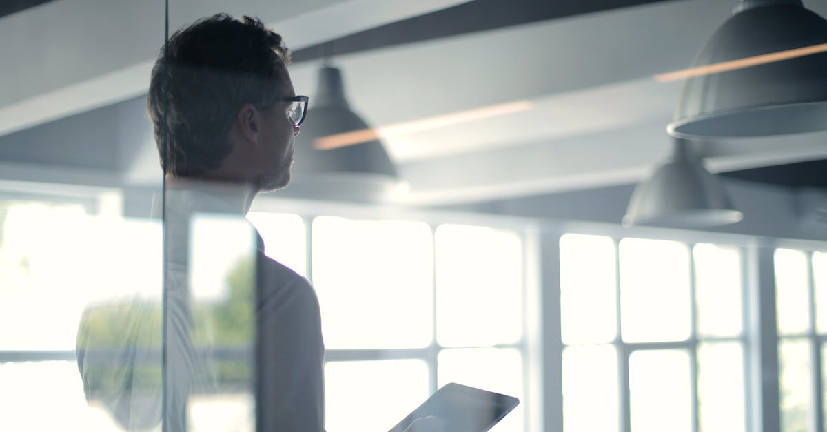 What are the two types of actuaries?